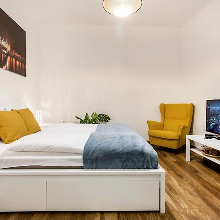 Quiet And Cozy Apartment Near The Danube Budapest Exterior photo