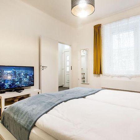 Quiet And Cozy Apartment Near The Danube Budapest Exterior photo