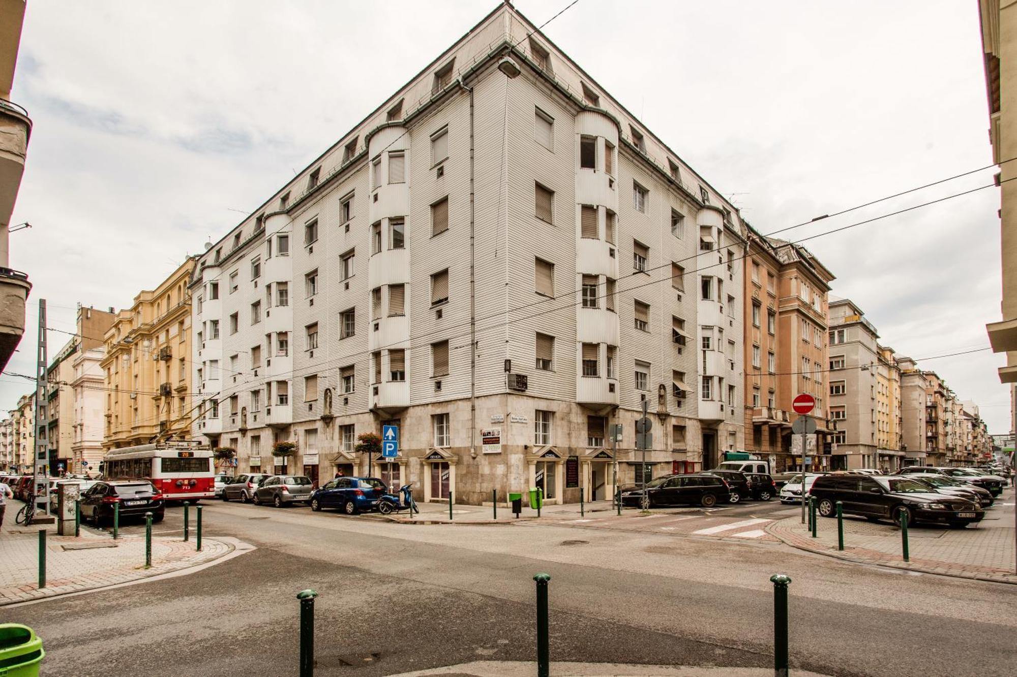 Quiet And Cozy Apartment Near The Danube Budapest Exterior photo